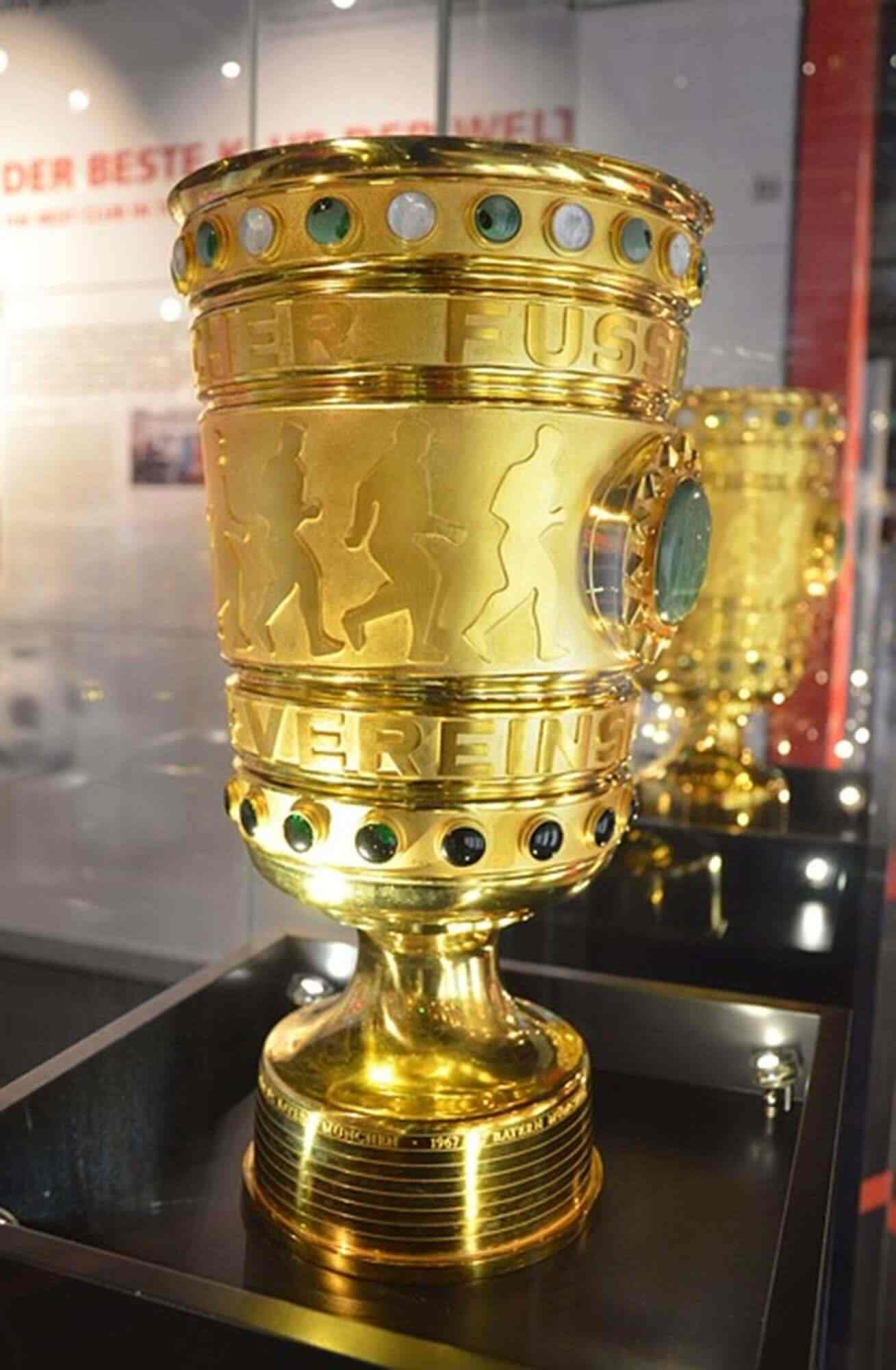 DFB Pokal Pokal