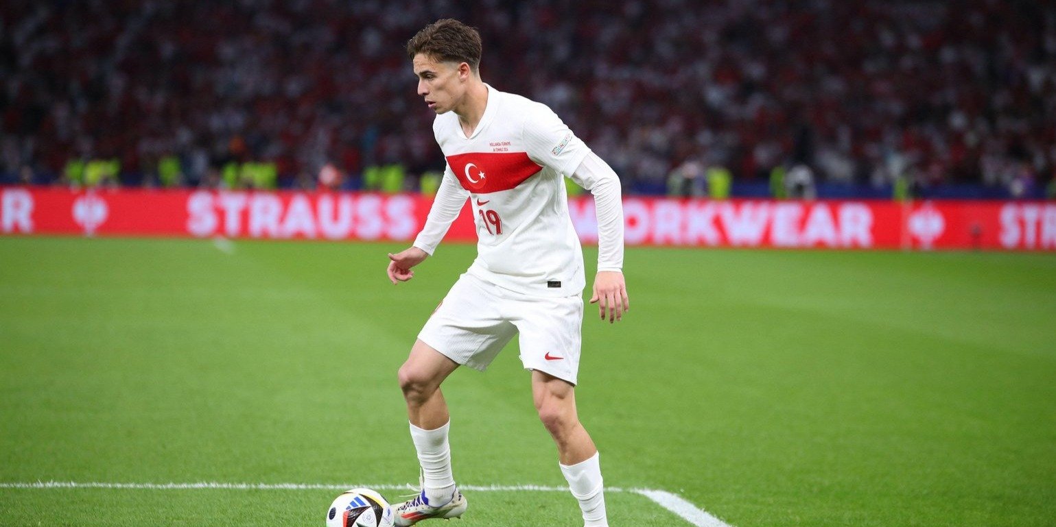 Kenan Yildiz bei einem Länderspiel für die Türkei