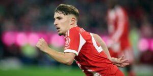 Lennart Karl spielt für seinen Klub FC Bayern