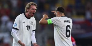 Nick Woltemade jubelt nach einem Treffer bei der U21 EM