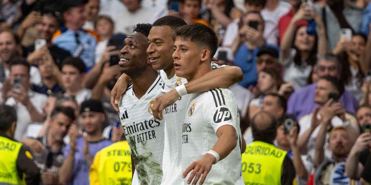 Vinicius Jr., Kylian Mbappe und Arda Güler jubeln in der LaLiga für Real Madrid