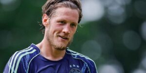 Wout Weghorst im Testspiel für Ajax Amsterdam