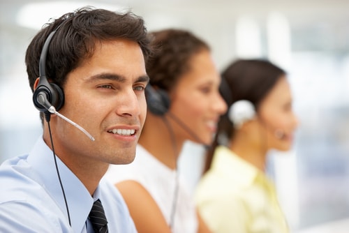 kundenservice_supoort_mitarbeiter_telefon_email