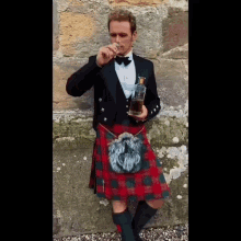 Klicke auf die Grafik für eine vergrößerte Ansicht

Name: sassenach-samheughan.gif
Ansichten: 136
Größe: 349,7 KB
ID: 5367989